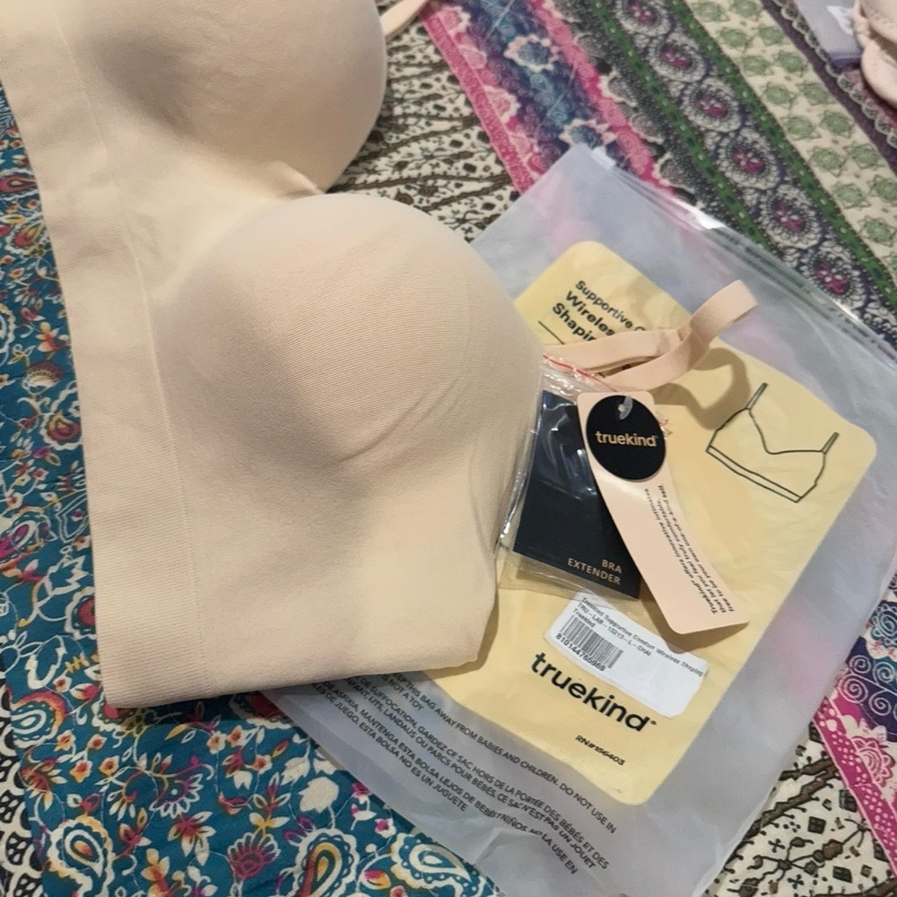 Truekind Wireless Bras for Women No Underwire - Wirefree Bralettes for Women - Picture 13 of 13